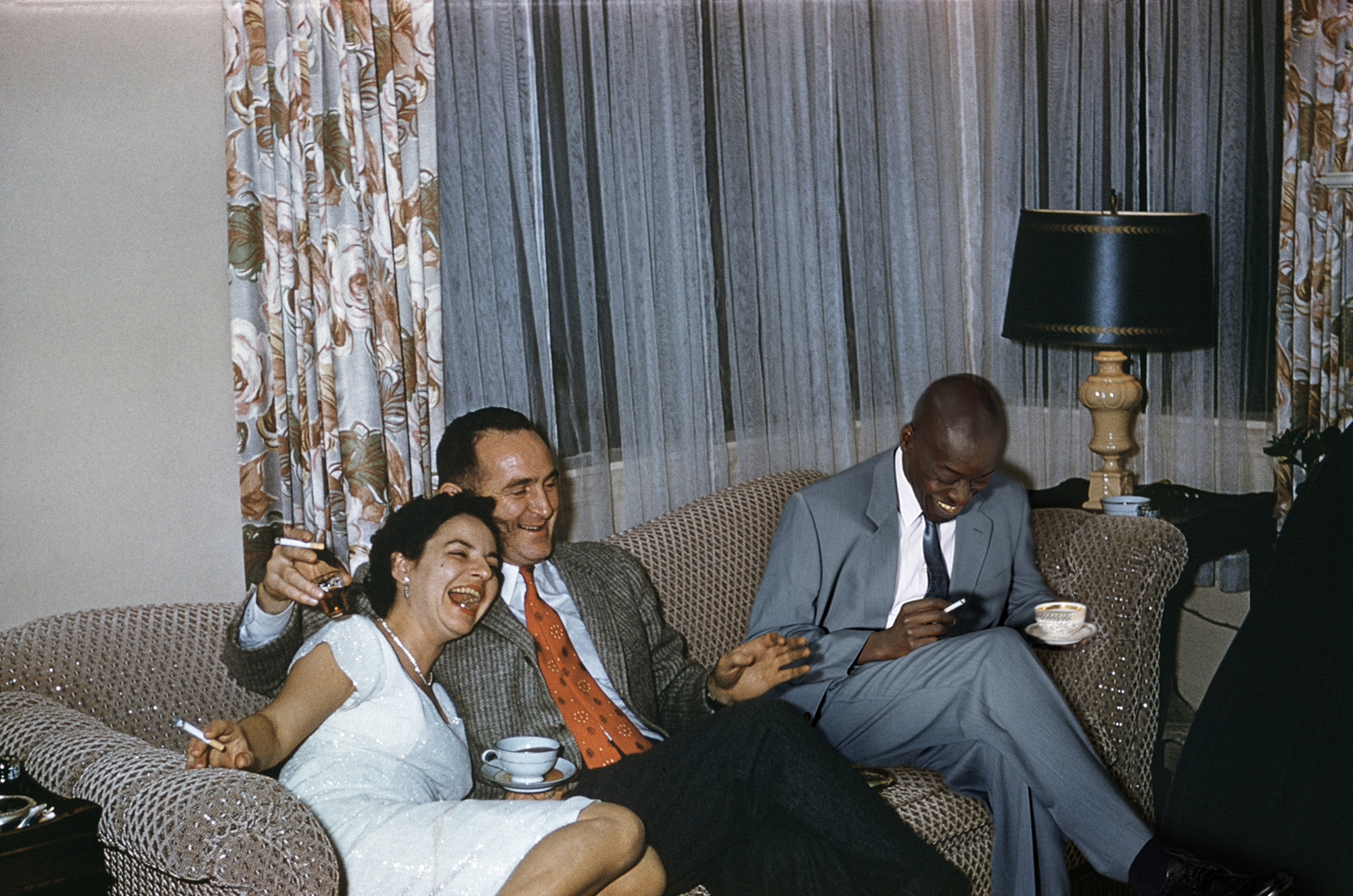 Fotografie: Lee Schulman & Omar Victor Diop, The Anonymous Project präsentiert Being There, 2023.